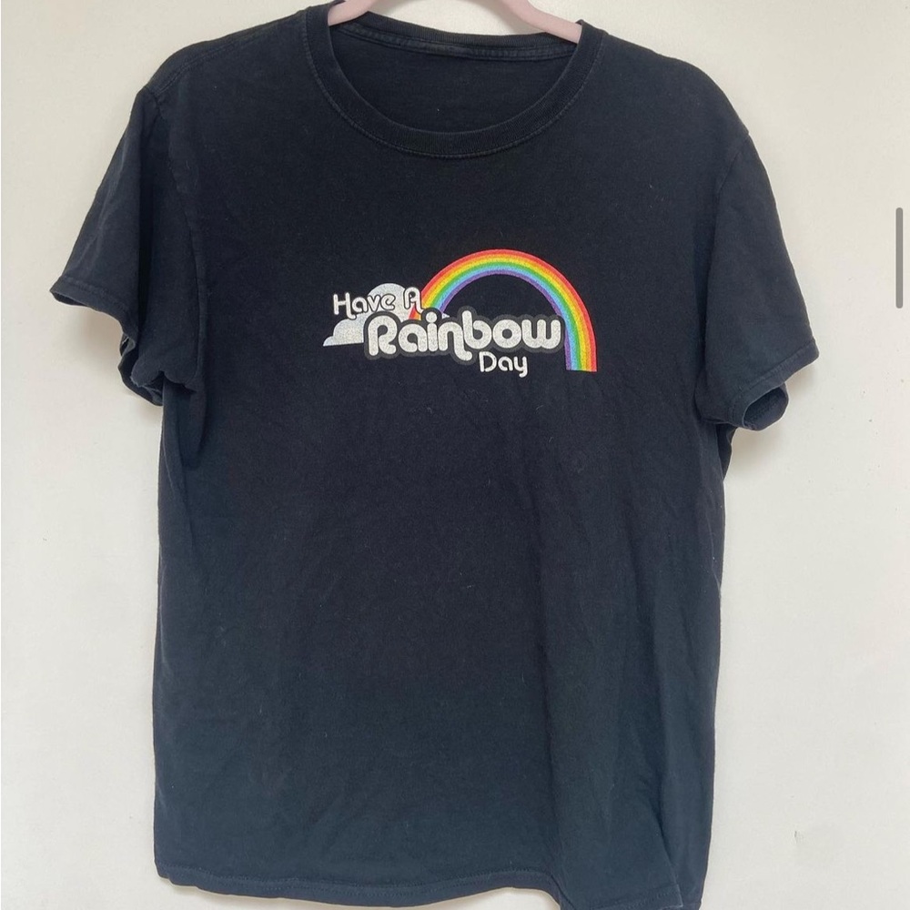 Rainbow tee